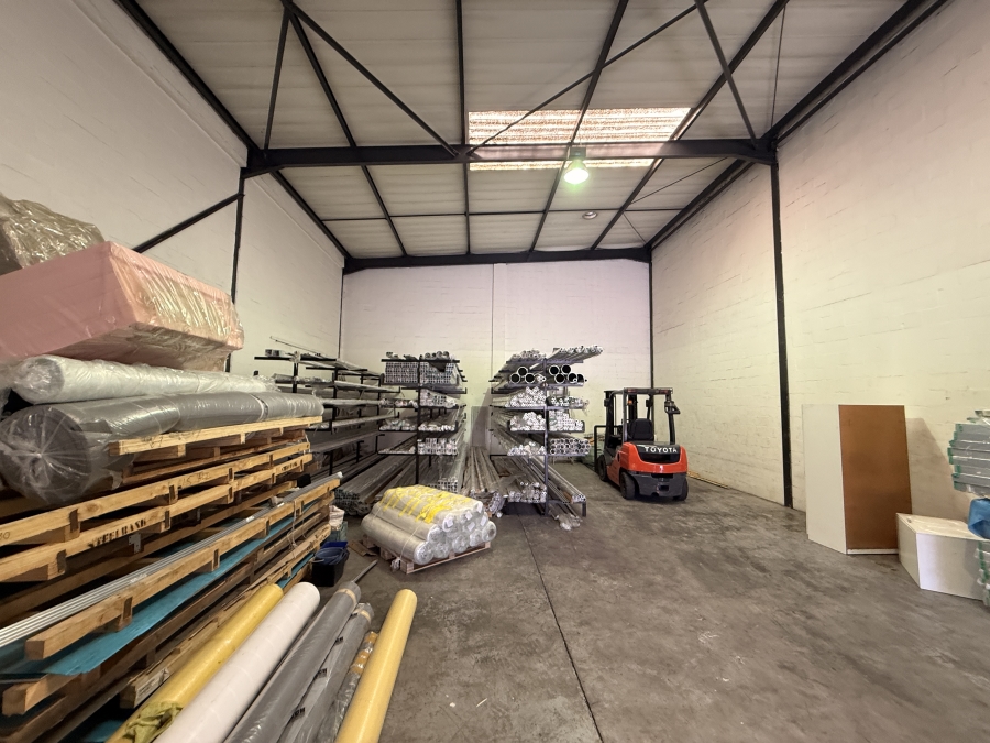 To Let Commercial Property for Rent in Beaconvale Western Cape